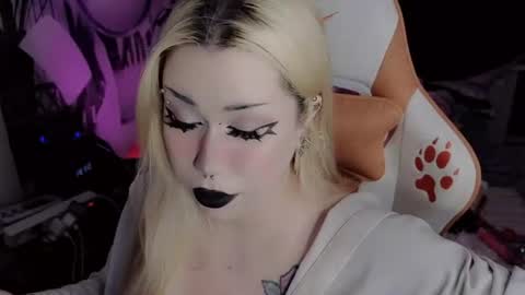 Snapshot of asha_nekooo chatting on 06.21.26 Sasha next stream December 4st at 0000- 0030 am German time online show from 06.21.26