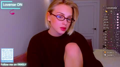 your pretty Ashley online show from 01.28.25