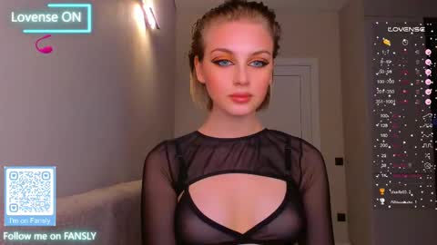 your pretty Ashley online show from 02.21.25