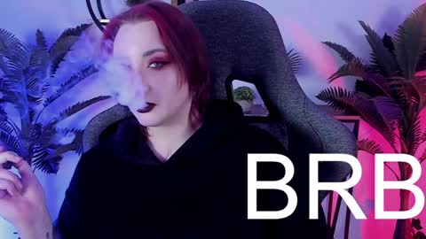 Snapshot of asheluck chatting on 12.15.24 AshleyAshe online show from 12.15.24