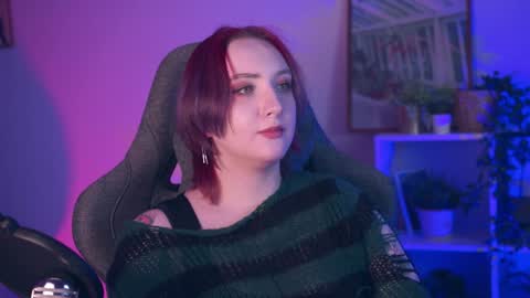 Snapshot of asheluck chatting on 12.20.24 AshleyAshe online show from 12.20.24