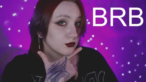 Snapshot of asheluck chatting on 12.21.24 AshleyAshe online show from 12.21.24