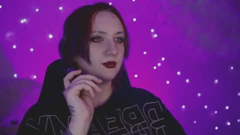 Snapshot of asheluck chatting on 12.22.24 AshleyAshe online show from 12.22.24