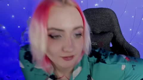 Snapshot of asheluck chatting on 01.24.25 AshleyAshe online show from 01.24.25