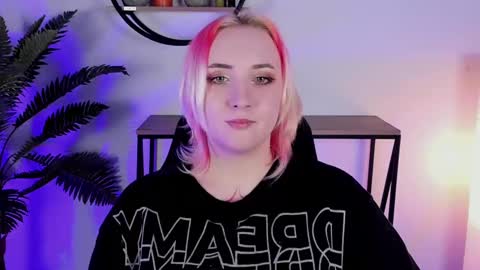 Snapshot of asheluck chatting on 02.27.25 AshleyAshe online show from 02.27.25