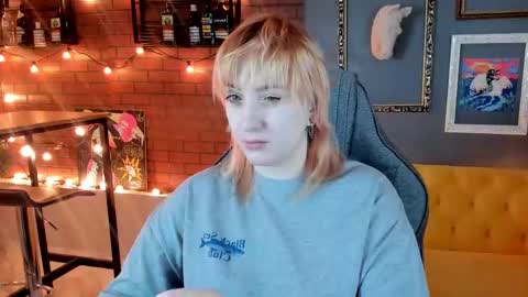 Snapshot of asheluck chatting on 09.11.25 AshleyAshe online show from 09.11.25