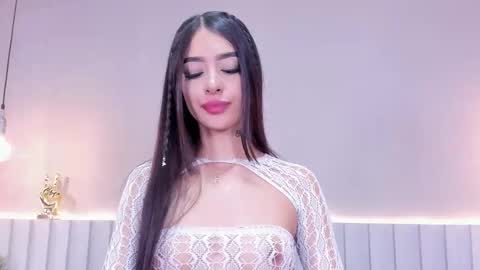 Snapshot of ashely_rous chatting on 10.08.25 I am Ashley online show from 10.08.25