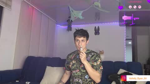 Snapshot of ashely_ryan24 chatting on 10.06.25 Ashley And Ryan online show from 10.06.25