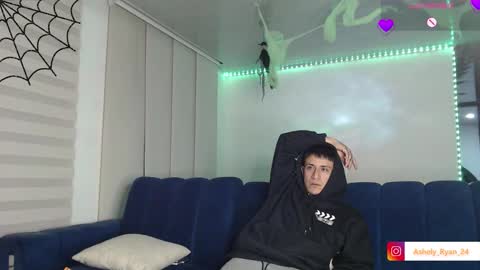 Snapshot of ashely_ryan24 chatting on 10.23.25 Ashley And Ryan online show from 10.23.25