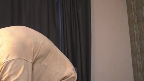 Jerk Machine online show from 04.12.26