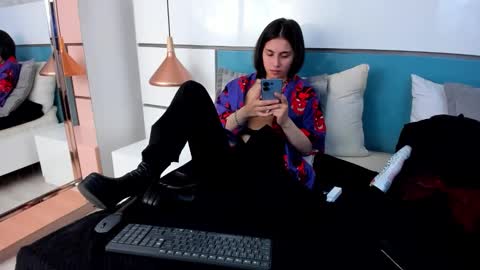 Ashkoreh online show from 02.09.26