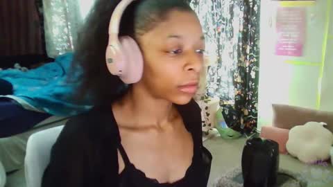 Ashle online show from 01.25.25