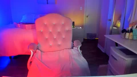 Ashley online show from 11.24.25