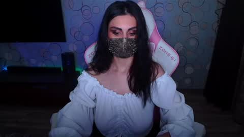   Yasmina   online show from 06.26.26