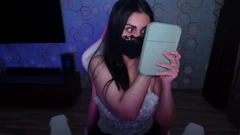   Yasmina   online show from 07.01.26