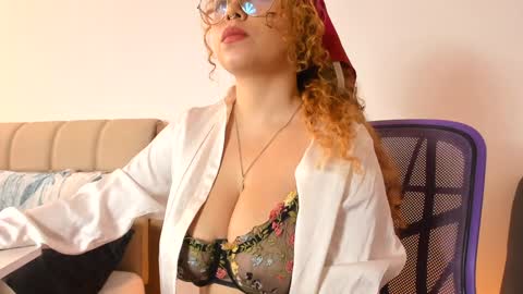 Soy Ash online show from 02.05.25