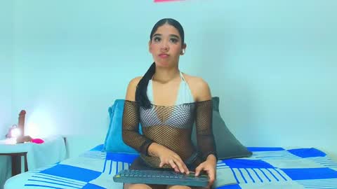 Snapshot of ashley_blazze chatting on 06.08.26 Ashley Blazze online show from 06.08.26
