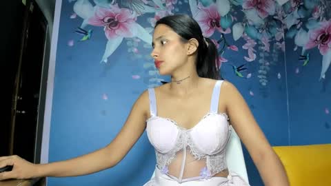 ASHLEY online show from 12.08.24