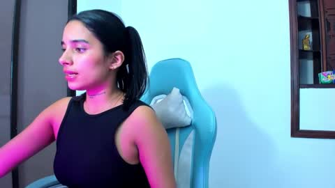 ASHLEY online show from 01.25.25