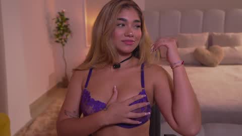 Snapshot of ashley_ospino chatting on 11.06.25 Ashley online show from 11.06.25