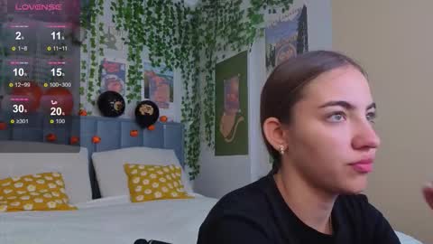 Snapshot of ashley_tempt chatting on 11.04.25 Ashle online show from 11.04.25