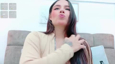 Ashley Evans online show from 10.10.25