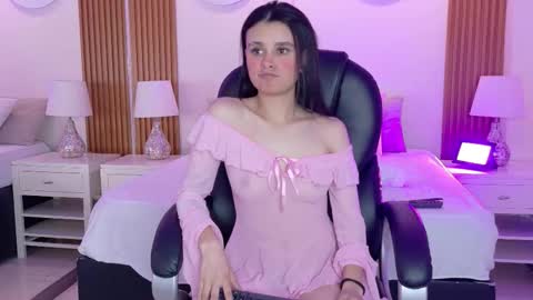 Ashley  online show from 11.05.25