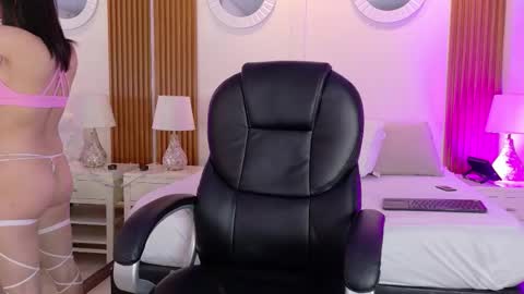 Ashley  online show from 11.06.25