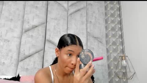 AshleyHill online show from 12.14.25