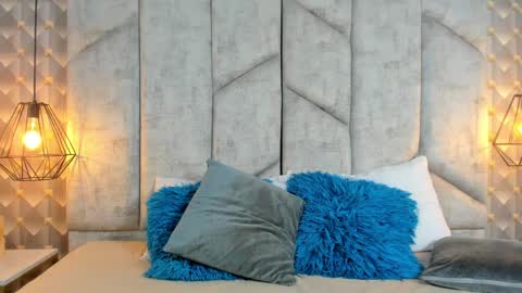 AshleyHill online show from 04.02.26