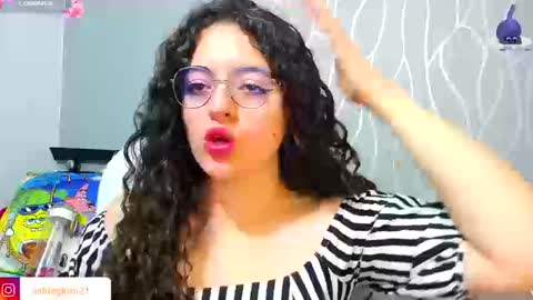 Snapshot of ashleykiim_ chatting on 09.09.25 .. Ashley .. online show from 09.09.25