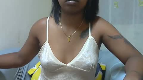 ashleyqueen X online show from 11.24.25