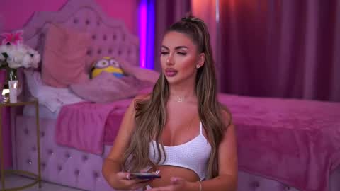 Snapshot of ashleysinnx chatting on 03.06.25 Ashley online show from 03.06.25