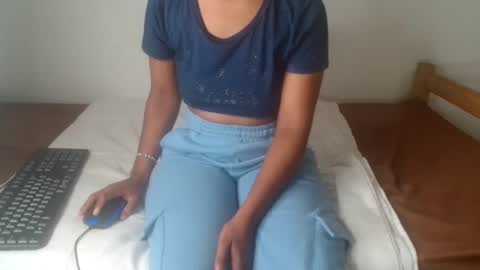 ashleyt255 online show from 09.23.25