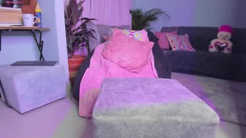 Snapshot of ashleytentation chatting on 02.15.26 ASHLEY online show from 02.15.26