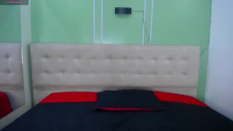 AshleyThompsonn online show from 02.26.25