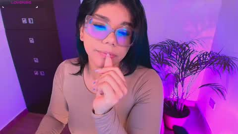 Ashleyy18   online show from 09.15.25