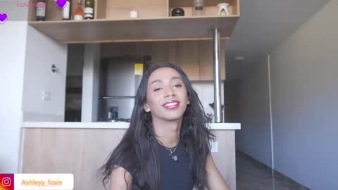 Snapshot of ashleyyfox_ chatting on 05.24.26 Ashley Fox online show from 05.24.26