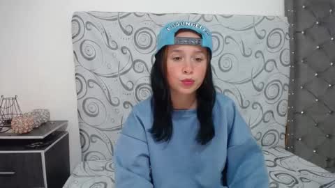 Snapshot of ashly_93 chatting on 01.26.25 engel online show from 01.26.25