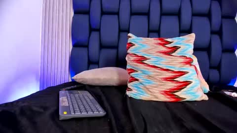 ashlybenison online show from 12.09.24