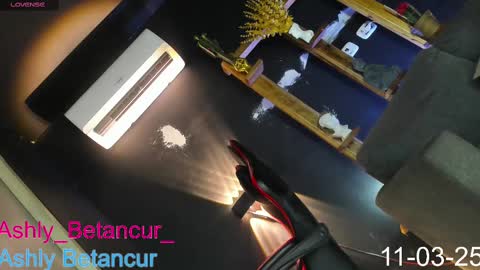 Snapshot of ashlybetancurxxx chatting on 03.12.25 Ashly Betancur online show from 03.12.25