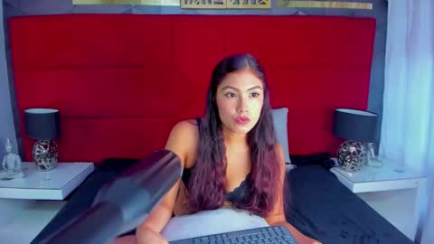 ashlye_collins online show from 10.07.25