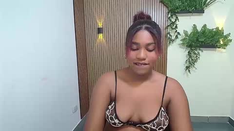 ashlyjewel online show from 09.22.25