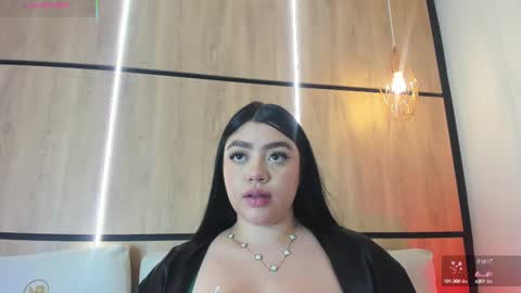 Snapshot of ashlyn_parker chatting on 10.02.25 ashlyn online show from 10.02.25