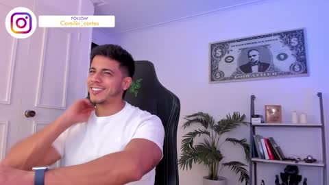 Snapshot of ashton_coleman_ chatting on 11.10.25 my name real is camilo online show from 11.10.25