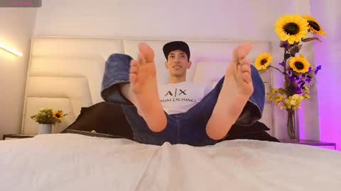 Ashton Myers online show from 09.30.25