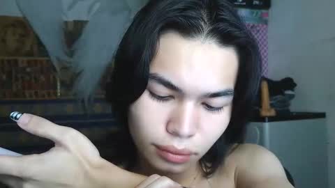 asian_babyboi online show from 01.08.26