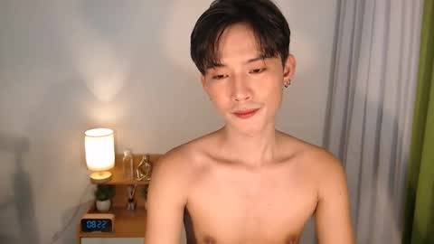 Snapshot of asian_cutiebaexx chatting on 05.06.26 Pat online show from 05.06.26