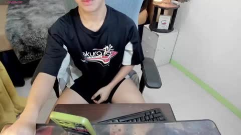 Snapshot of asian_epitome chatting on 01.22.25 sweet evony cumshowandprivateshow online show from 01.22.25