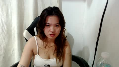 Snapshot of asian_honey69 chatting on 07.15.26 bb girl online show from 07.15.26